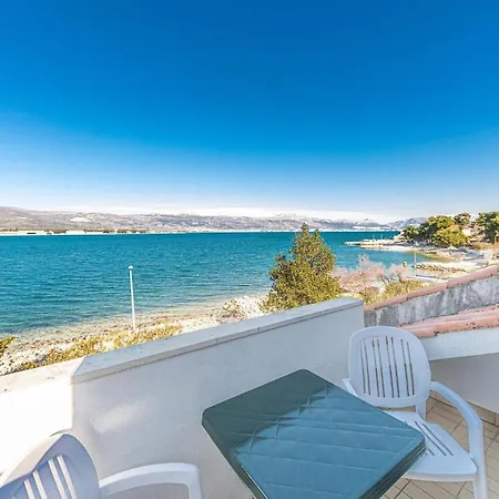 1 Bedroom Amazing In Mastrinka * Trogir