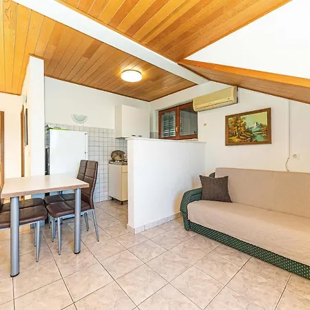 1 Bedroom Amazing In Mastrinka * Trogir